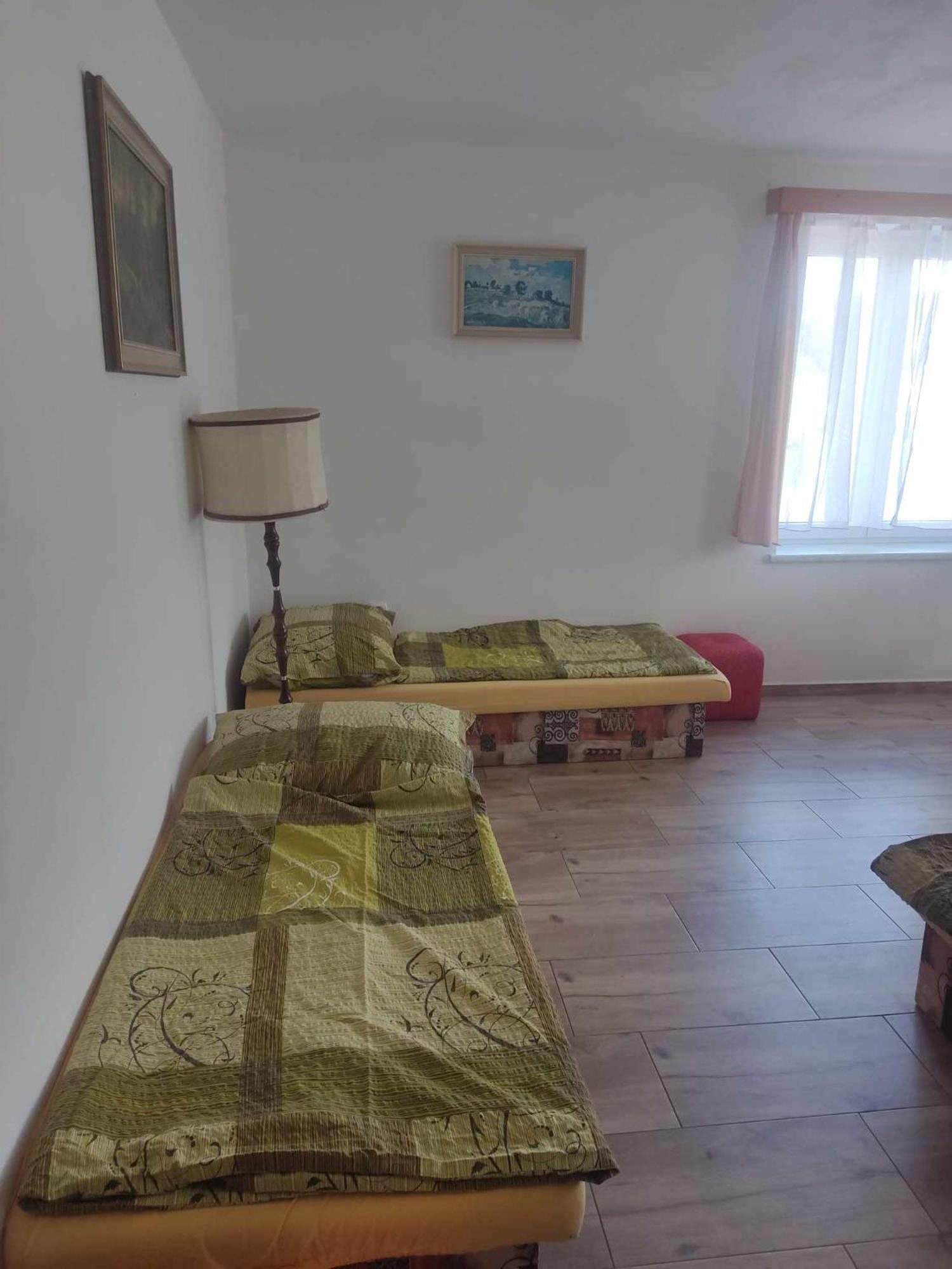 Ubytovani Pod Hradem Dobronice 111 Bagian luar foto